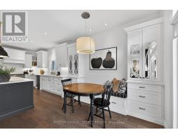 936 ZAIFMAN CIRCLE - 17