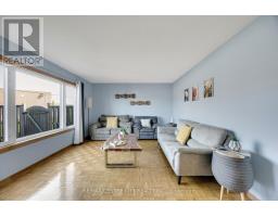 18 - 700 OSGOOD DRIVE - 18