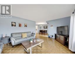 18 - 700 OSGOOD DRIVE - 21