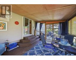 3 GREENFIELD COURT - 15