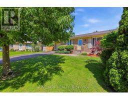 3 GREENFIELD COURT - 2