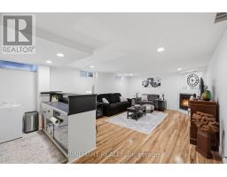 3 GREENFIELD COURT - 25