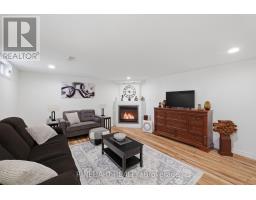 3 GREENFIELD COURT - 27