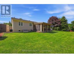 3 GREENFIELD COURT - 42