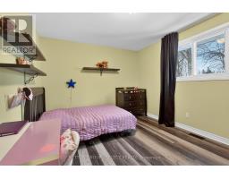 45 UPPER AVENUE - 12