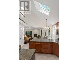 674 GRAND VIEW AVENUE - 11