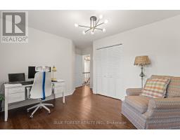 674 GRAND VIEW AVENUE - 32