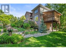 674 GRAND VIEW AVENUE - 39