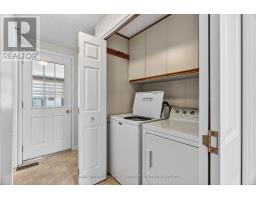 48 REDFORD DRIVE - 19