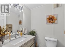 48 REDFORD DRIVE - 20