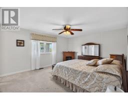 48 REDFORD DRIVE - 26