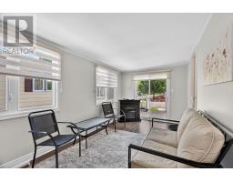48 REDFORD DRIVE - 30