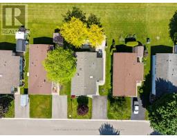 48 REDFORD DRIVE - 40