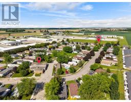 48 REDFORD DRIVE - 43