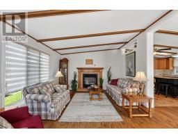 48 REDFORD DRIVE - 7