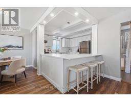 15 RENNY CRESCENT - 11