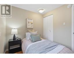 15 RENNY CRESCENT - 21