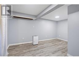 15 RENNY CRESCENT - 32