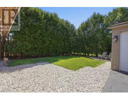 15 RENNY CRESCENT - 38