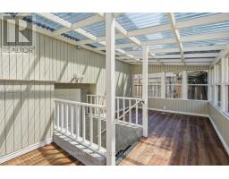 15 RENNY CRESCENT - 44