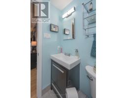 181 DEARBORN AVENUE - 28
