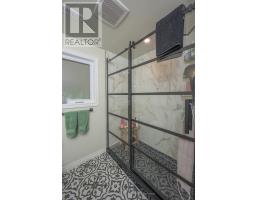 181 DEARBORN AVENUE - 40