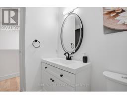 17 - 226 HIGHVIEW AVENUE W - 21