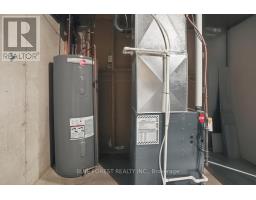 17 - 226 HIGHVIEW AVENUE W - 34