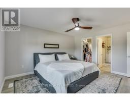 88 ROWE AVENUE - 24