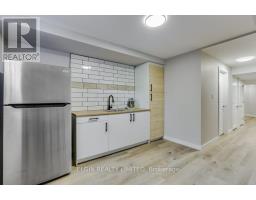 88 ROWE AVENUE - 31