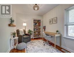 697 VICTORIA STREET - 16