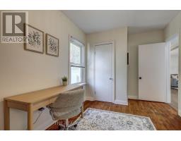697 VICTORIA STREET - 17