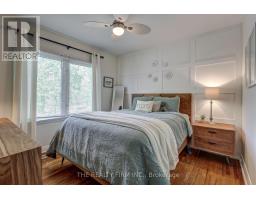 697 VICTORIA STREET - 19