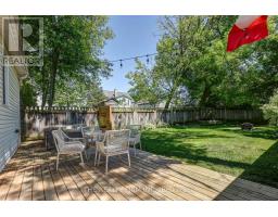697 VICTORIA STREET - 31