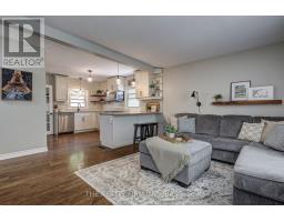 697 VICTORIA STREET - 9