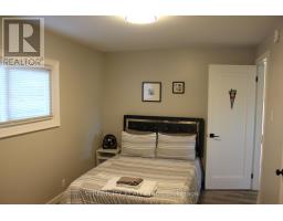 163 EMERSON STREET - 19