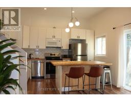 163 EMERSON STREET - 9