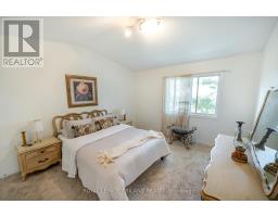 11 - 43 CAPULET WALK - 19