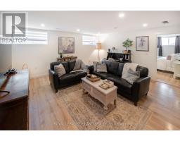 11 - 43 CAPULET WALK - 25