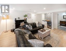11 - 43 CAPULET WALK - 26