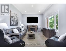 79 HEATHER PLACE - 6