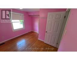 230 CAIRN STREET - 24