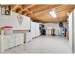 18 - 55 FIDDLERS GREEN ROAD - 39