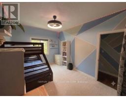 11 JACKLIN COURT - 16