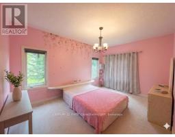 11 JACKLIN COURT - 18