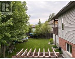 11 JACKLIN COURT - 24