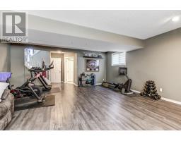 10 STEEPLECHASE COURT - 19