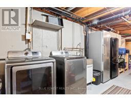 183 QUEEN STREET - 33