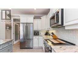 102 CHAMBERS AVENUE - 13