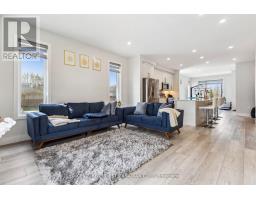 21 - 990 DEVERON CRESCENT - 25